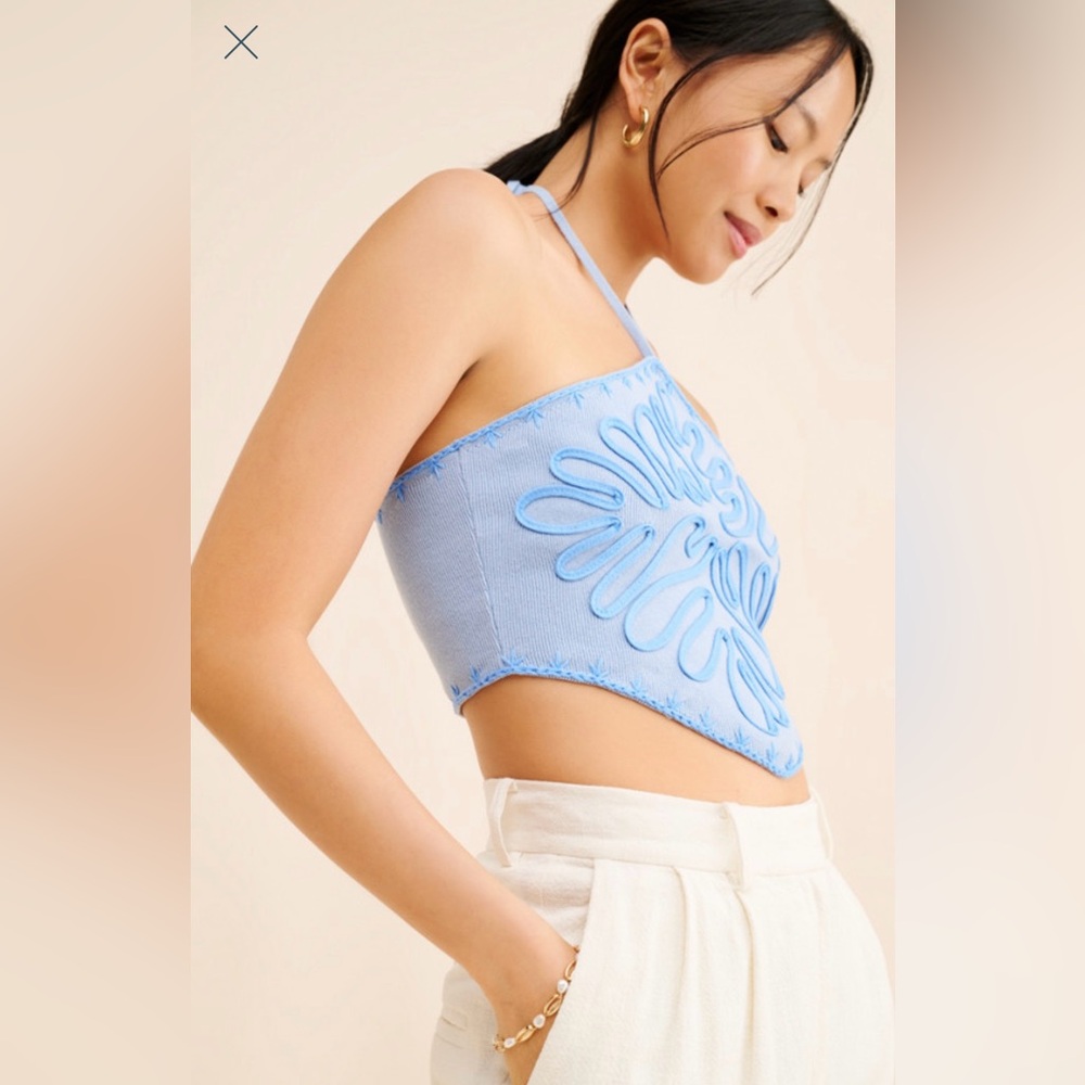 Embroidered Halter Top size S blue cropped silhouette back tie closure - Picture 4 of 10